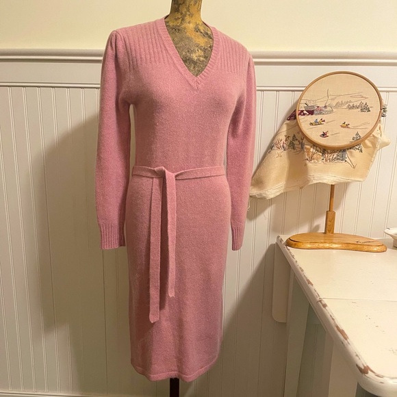 Wool Sweater Dress 👛 - Picture 3 of 13